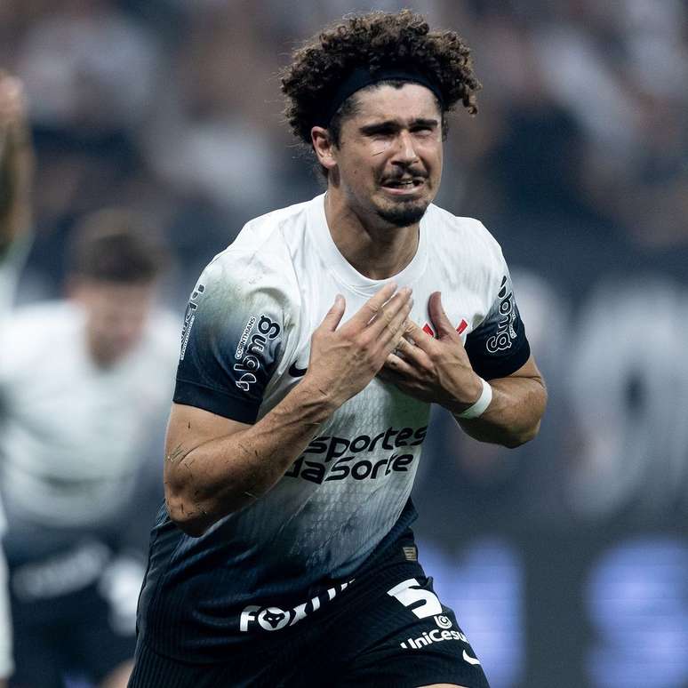 André Ramalho celebra gol e classificação na Copa do Brasil: 'Corinthians é isso ai'. 