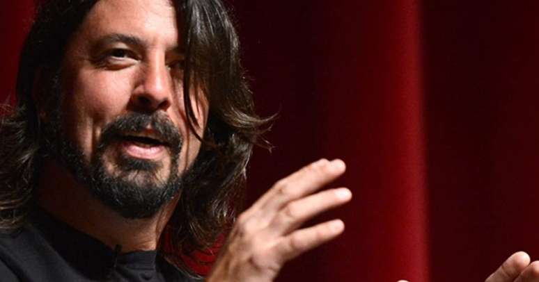 O que ex-namorada de Dave Grohl disse sobre infidelidade dele