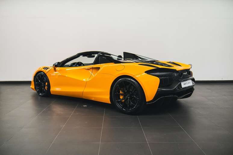 Novo McLaren Artura Spider no Brasil