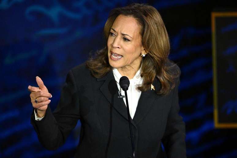 Kamala Harris fez uma série de ataques pessoais que deixaram Trump na defensiva durante o debate