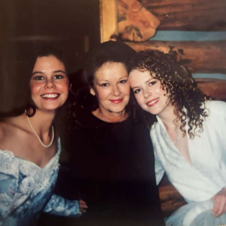 Antonia e Nicole Kidman com a mãe