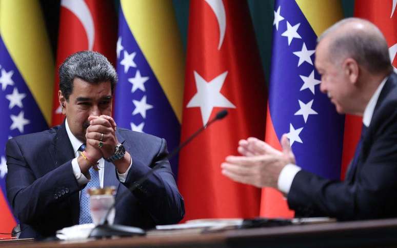 Nicolás Maduro visitou Erdogan em 2022 e compareceu à sua posse, no ano seguinte