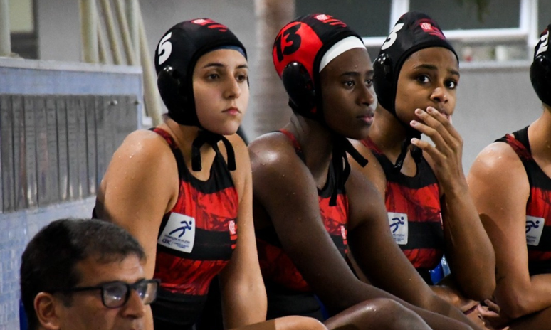 Equipe feminina de polo aquático do Flamengo (Jéssica Araújo/PAB)