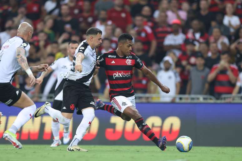 Flamengo e Vasco ficam no empate. Lucas Figueiredo/Getty Images