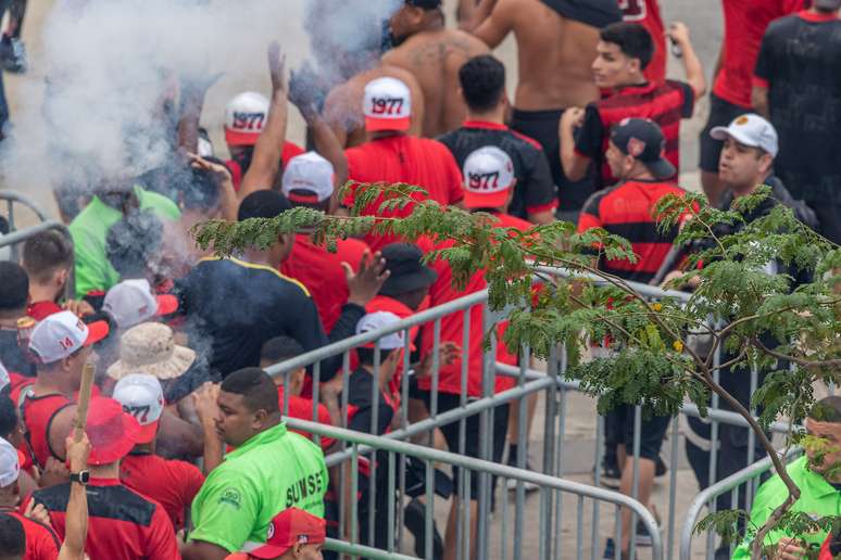 As lutas marcam dia de Flamengo e Vasco no RJ