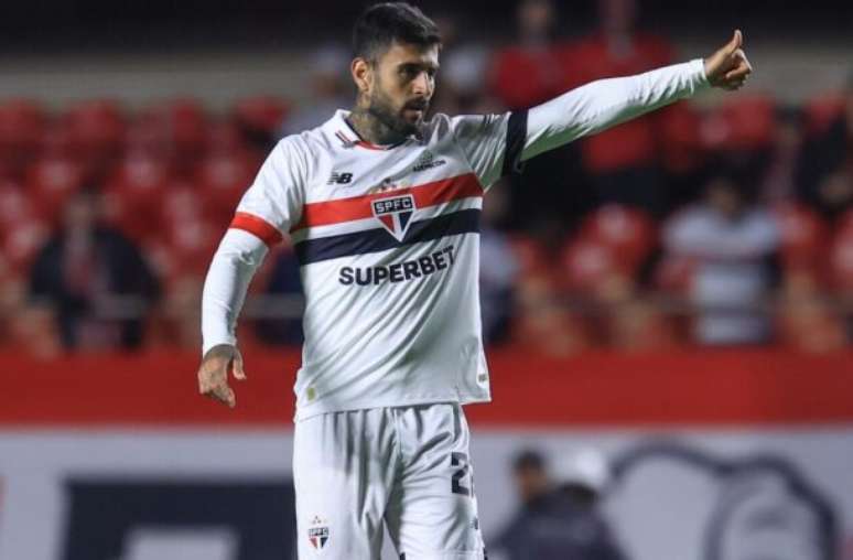 Liziero Rubens Chiri/SPFC - Legenda: Liziero sente dores no adutor da coxa esquerda