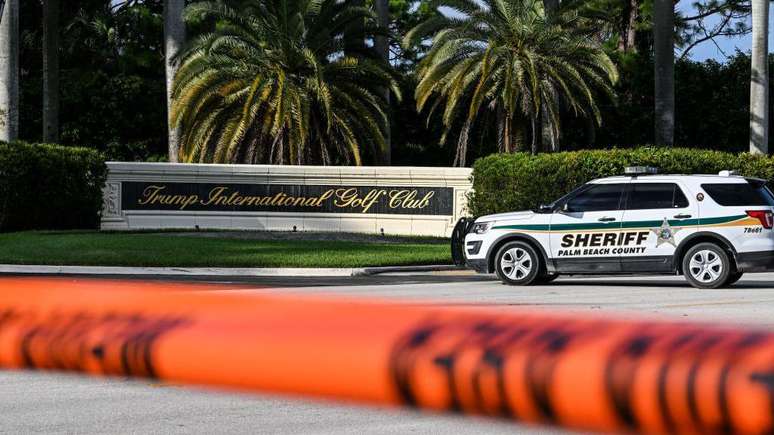 Incidente ocorreu em campo de golfe de Trump a cerca de 15 minutos da residência do ex-presidente