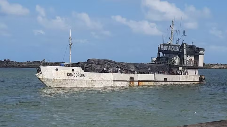 Navio de carga Concórdia estava a caminho de Fernando de Noronha