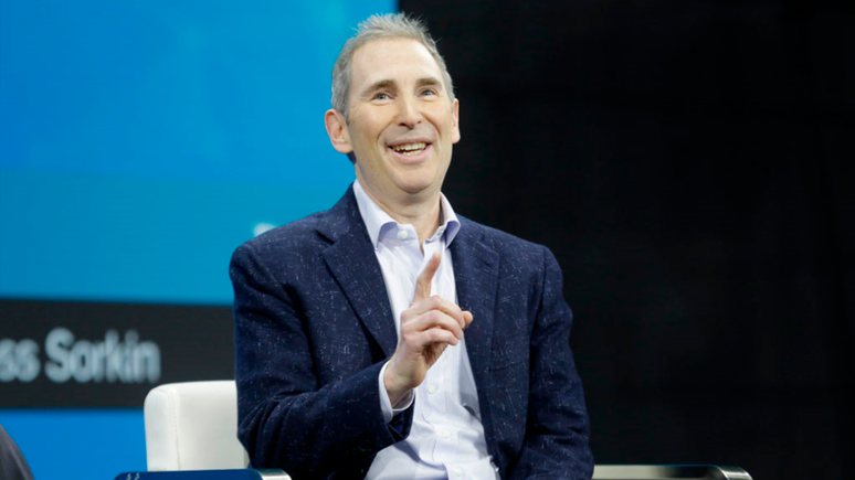 Andy Jassy, ​​CEO da Amazon, diz que é hora de os funcionários voltarem ao escritório cinco dias por semana