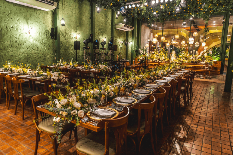 Um roteiro detalhado garante que cada detalhe da festa seja bem planejado