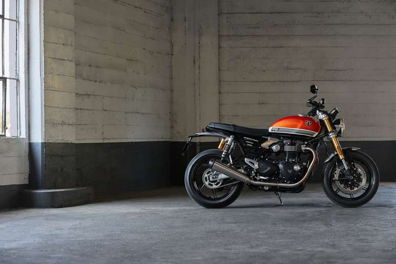  Triumph Speed Twin 1200 RS