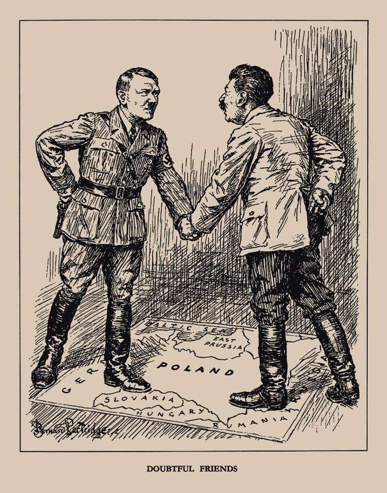 Hitler e Stalin fizeram um acordo secreto em que dividiam a Polônia; poucas semanas após a invasão de tropas alemãs pelo oeste e norte da Polônia, em setembro de 1939, tropas soviéticas invadiram o país pelo leste