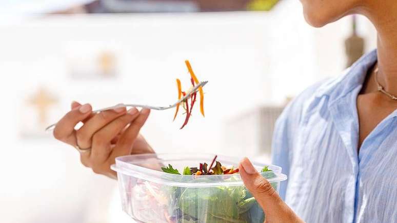 Depois de um breve aumento na pandemia, quando mais pessoas passaram a cozinhar em casa, a demanda pelos potes continuou caindo