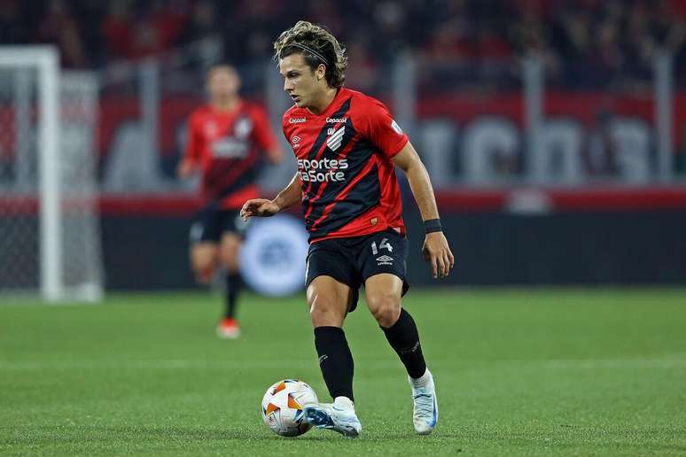 Agustin Canobbio (Athletico Paranaense) durante jogo contra o Belgrano, no dia 15.08.2024 