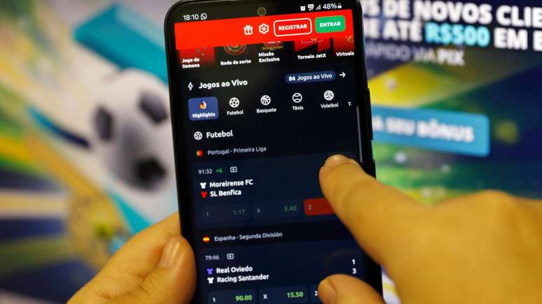 Proliferação dos apps de bets é fenômeno relativamente recente no Brasil