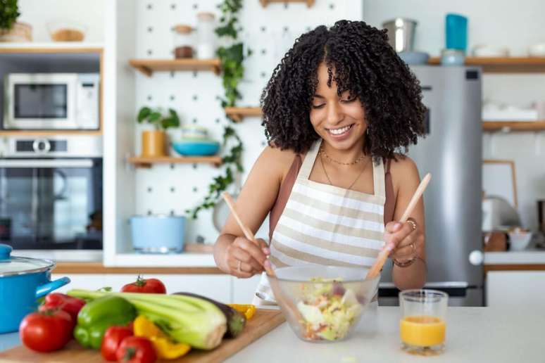 O cuidado com a alimentação ajuda a proteger a saúde da poluição