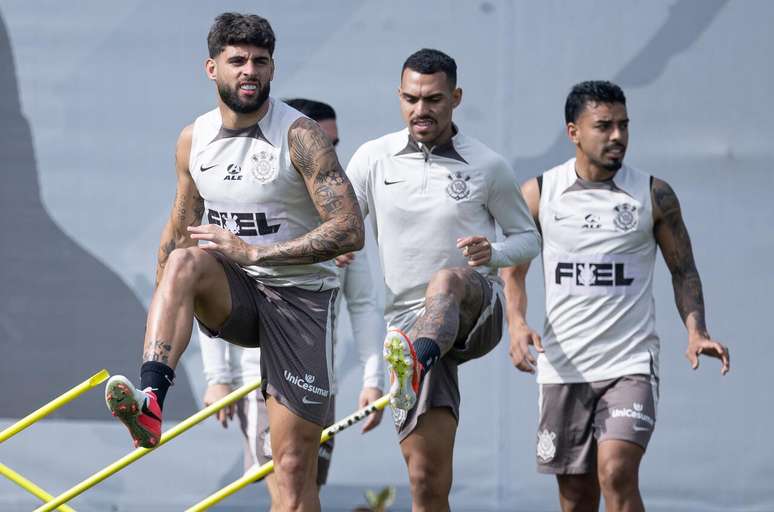 Corinthians busca equilíbrio na temporada –