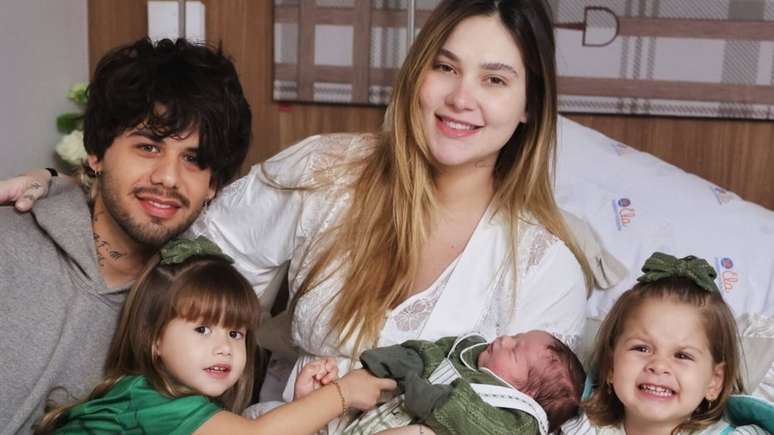 Virginia Fonseca e Zé Felipe com os filhos, Maria Alice, José Leonardo e Maria Flor