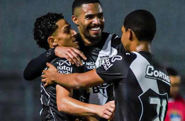 Con gol en el descuento, Ponte Preta ganó el duelo directo al CRB en la Serie B