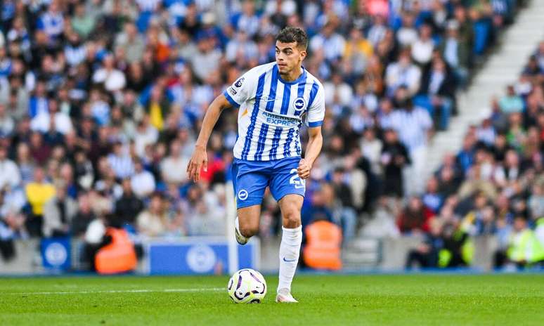 Yasin Ayari (Brighton) durante jogo contra o Ipswich, no dia 14.09.2024 