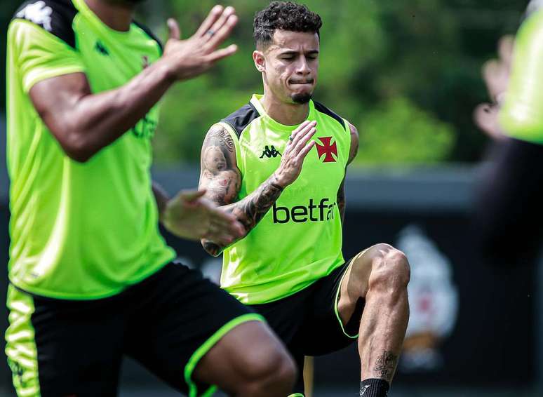 Coutinho deve ganhar mais minutos no Vasco contra o Palmeiras –