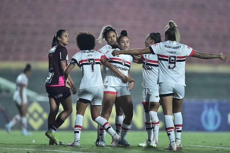 São Paulo precisa de grande vitória para ficar com título inédito –