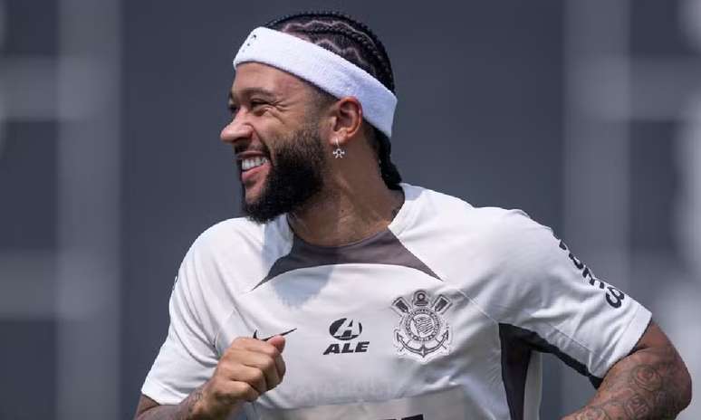 Memphis Depay estreia no Corinthians com transmissão ao vivo de canal da Globo 