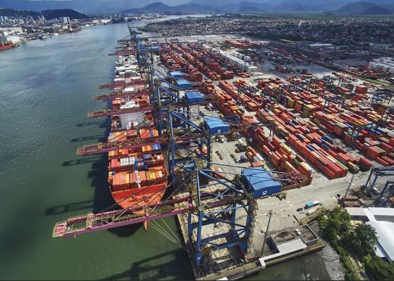 Opportunity vende participação na Santos Brasil para CMA CGM