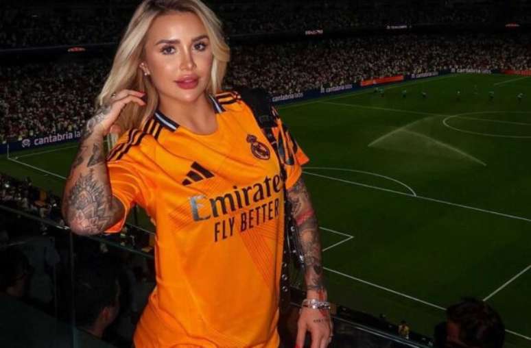 Rodrygo chama aten&ccedil;&atilde;o de seguidores com coment&aacute;rios em foto de Bruna Rotta &ndash;