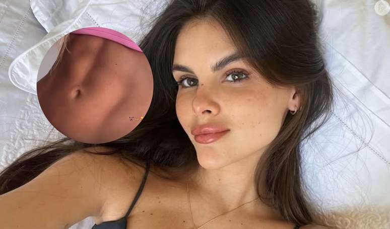 Amanda Kimberlly exibiu a barriga sarada em sua rede social.