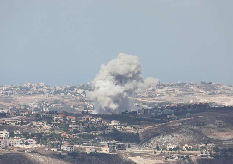 Bombardeio deixou 100 mortos e 400 feridos no L&iacute;bano 