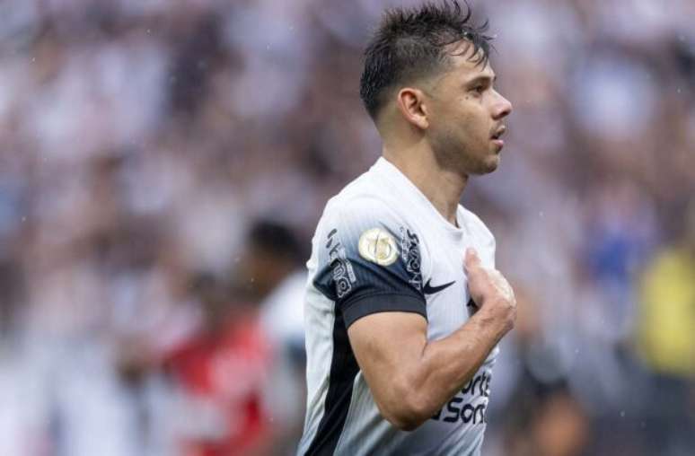 Romero foi o destaque do Corinthians contra o Atlético Goianiense