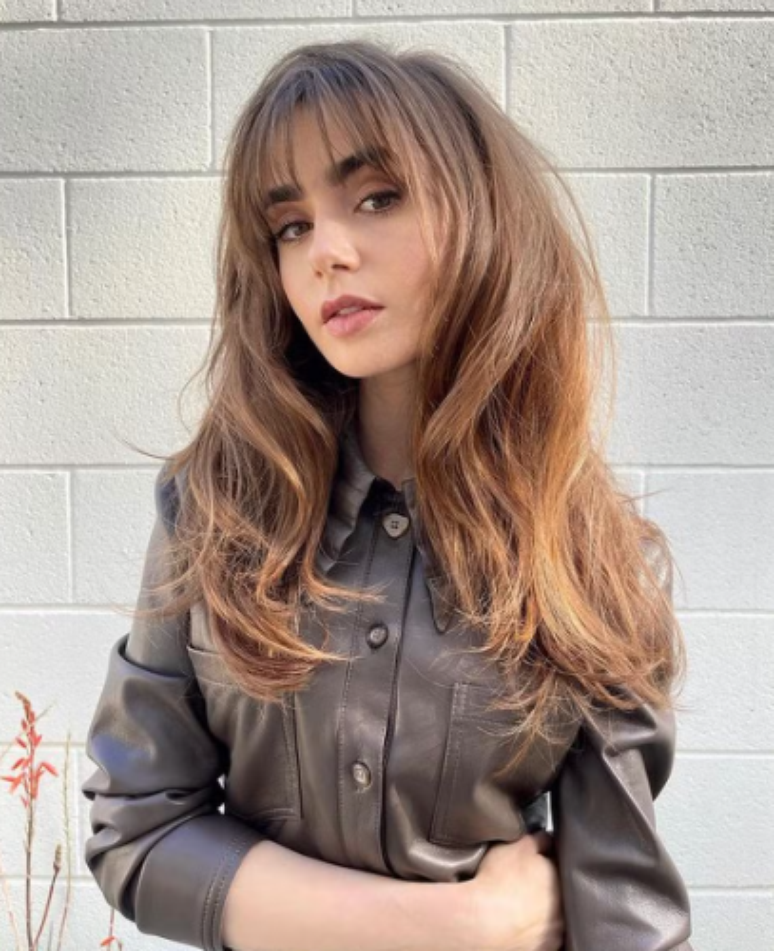 Lily Collins representa a make do Temperamento fleumático