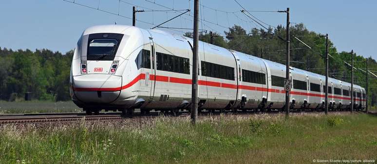 Operadora ferroviária Deutsche Bahn investe em novas rotas internacionais, conectando a Alemanha à França e Itália.