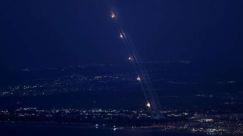 Die Abfangrakete „Iron Dome“ wurde am Montagabend von Haifa im Norden Israels abgefeuert