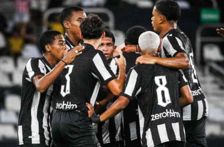 Arthur Barreto / BFR - Legenda: Botafogo avança para a semifinal do Brasileirão Sub-17