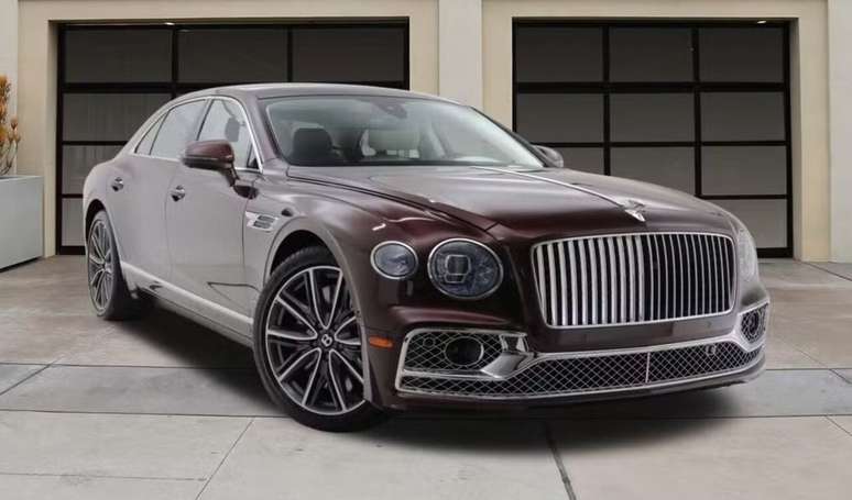 Flying Spur Azure, modelo da Bentley –