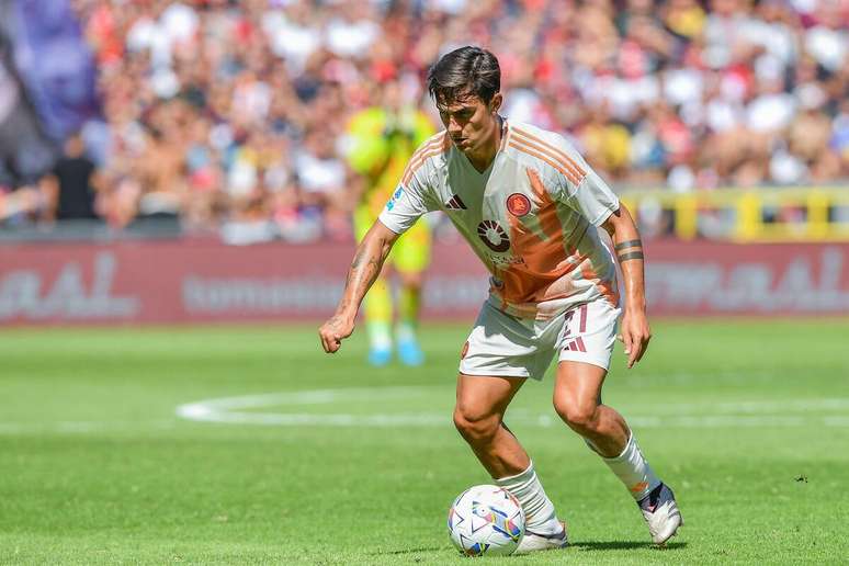 Paulo Dybala (Roma) em ação durante jogo contra o Genoa, no dia 15.09.2024 