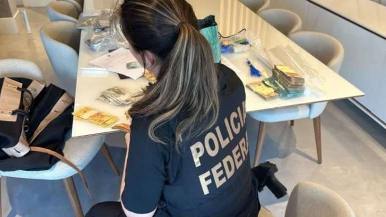 Operação da PF prende servidores do INSS e hacker