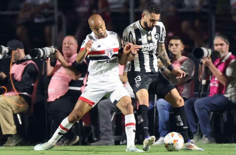 Photo; Vitor Silva/Botafogo – Caption: São Paulo and Botafogo fight against Morumbis in balance