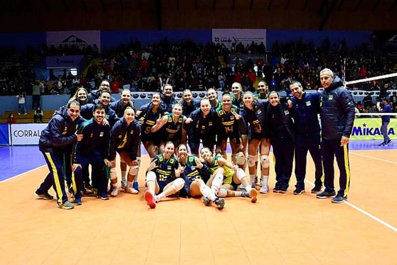 Brasil na final do Sul Americano sub-21 de vôlei feminino no Chile