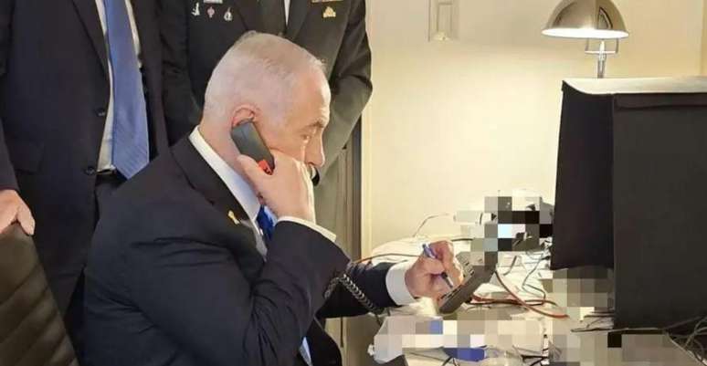 Netanyahu teria autorizado o ataque aéreo de seu quarto de hotel em Nova York