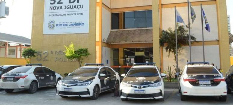 Los detenidos fueron acusados ​​de haber sido sorprendidos en el acto por pertenecer a una organización criminal.