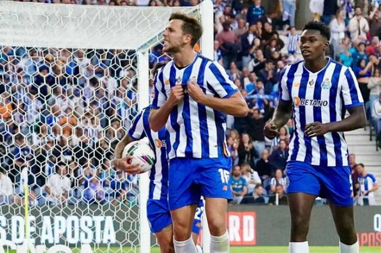 Nico celebra su gol contra el Arouca - Revelado / Porto FC