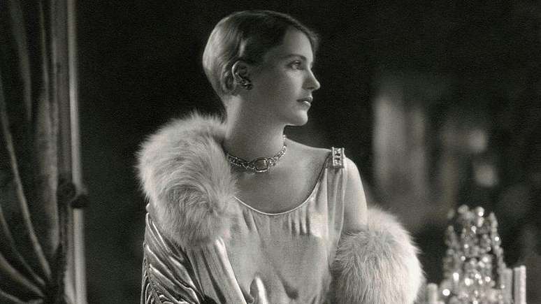 Lee Miller, auf einem Bild, das 1928 von der Zeitschrift Vogue veröffentlicht wurde