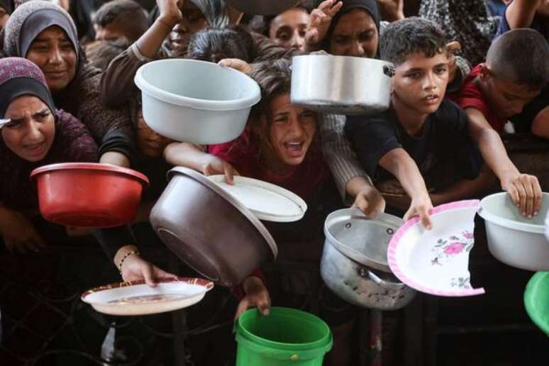 Refeições desperdiçadas poderiam alimentar milhões de famintos