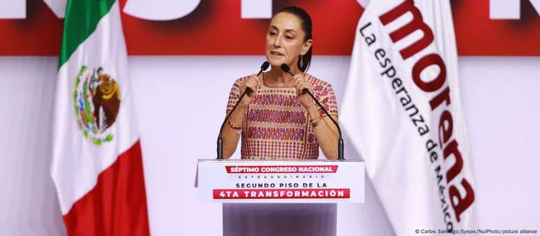 Claudia Sheinbaum durante evento na Cidade do México