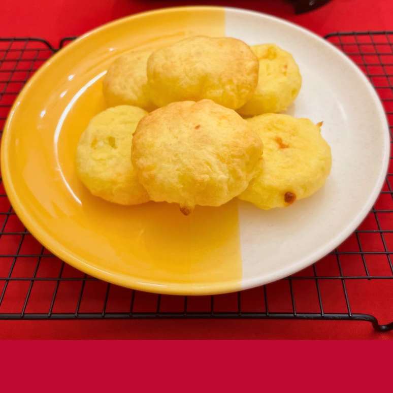 BOLINHO DE MANDIOCA NA AIRFRYER