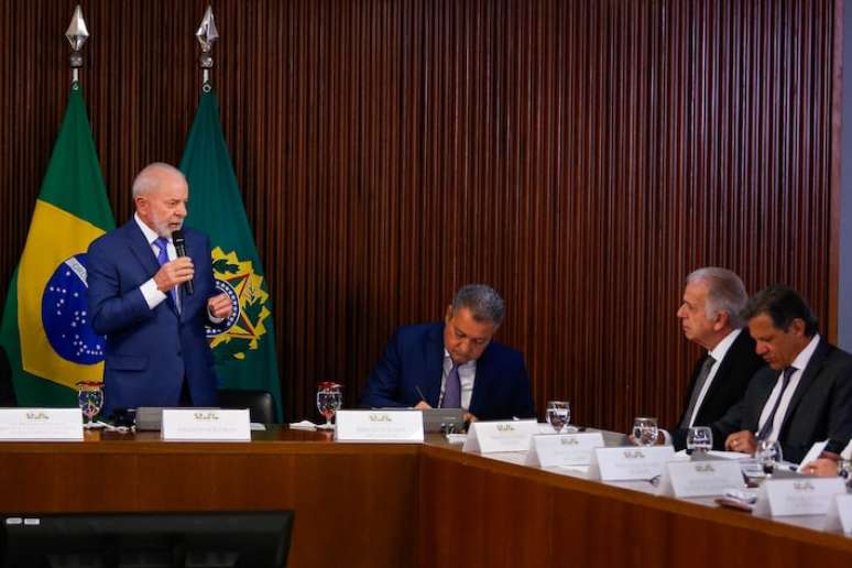 Lula durante reunião ministerial, no dia 8 de agosto, no Palácio do Planalto em Brasília.