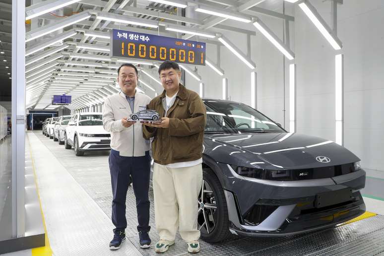 Hyundai j&aacute; produziu 100 milh&otilde;es de carros globalmente